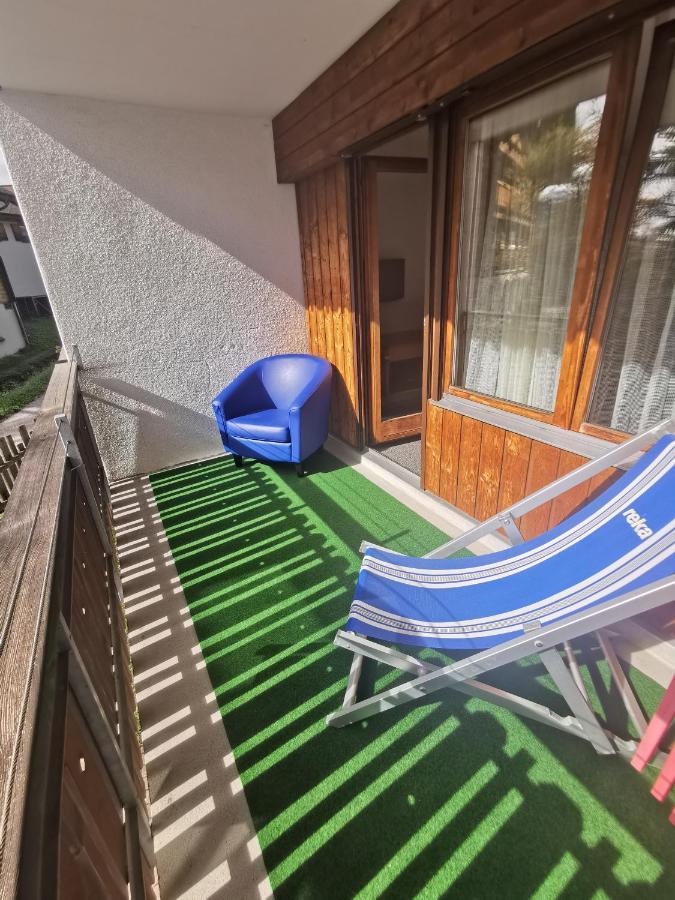 Alpablueamli Appartement Pany Buitenkant foto